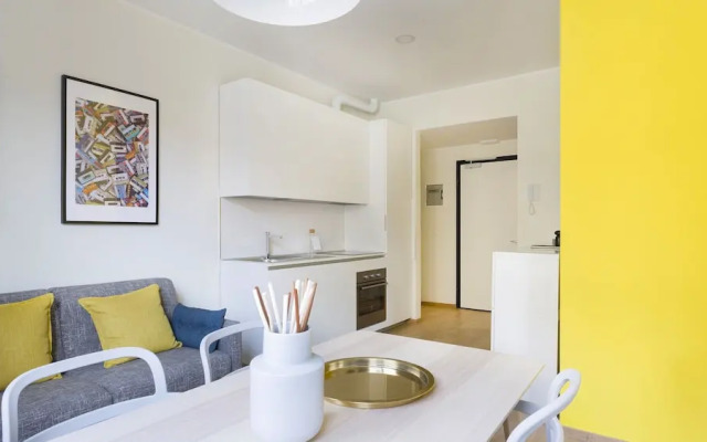 Mi-brgz1a2 Bergonzoli Place - Bilo A - Dance