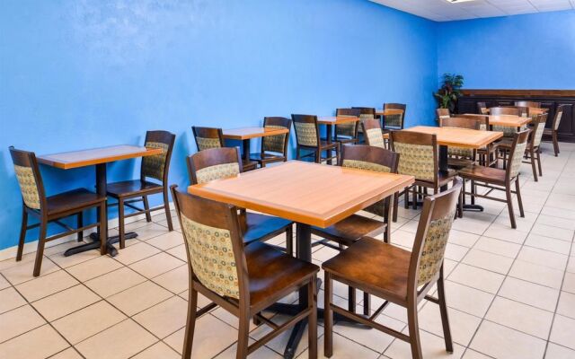 Americas Best Value Inn - Clute / Lake Jackson