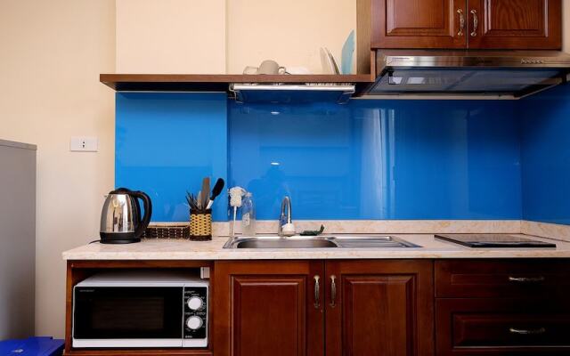 A Rich Stay Westlake 4B6-TH