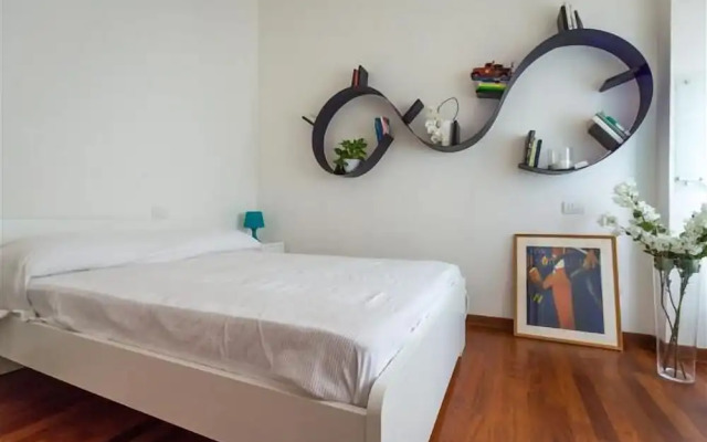Sky Apartment, Bologna for 5 pax