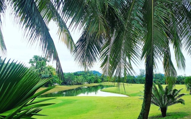 Coastal 1bed Infinity Pool Walk to Great Beach