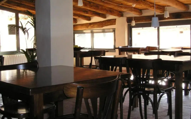 Cal Maginet Hotel