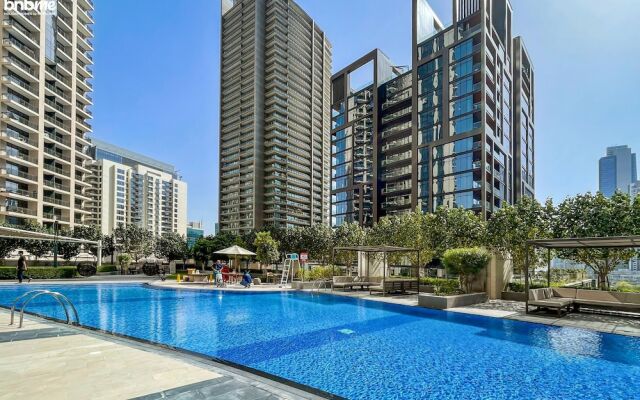 bnbme | Boulevard Heights | 3 + Maids