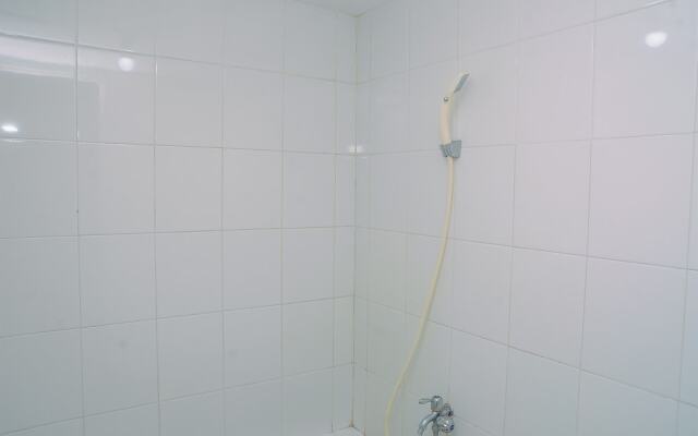 Comfy and Furnished 2BR Bassura City Apartment near Mall