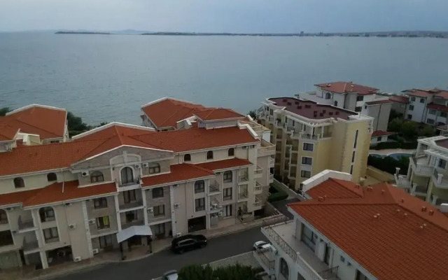 Maisonettes in Royal Bay Residence&SPA 2