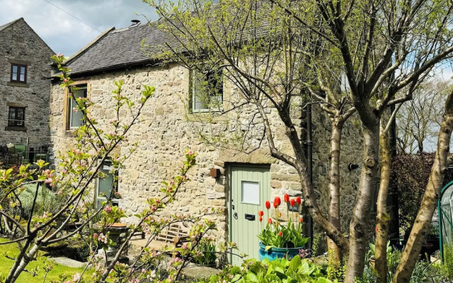Tor Barn