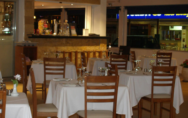 M Boutique Hotel - Designed for Adults