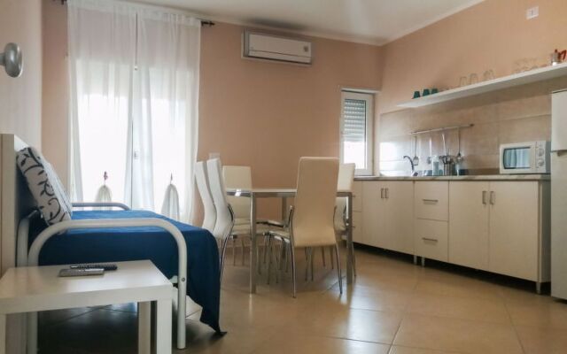 House Laura Ascea Marina