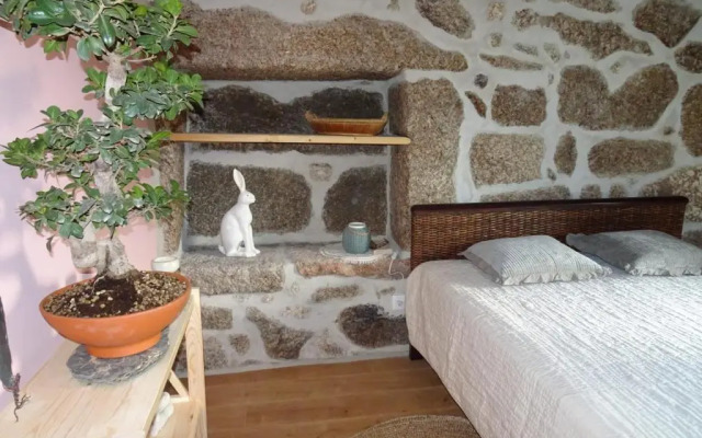 A Casa Com 2 Pereiras