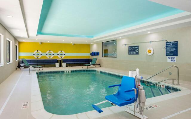 Tru by Hilton Saint Joseph