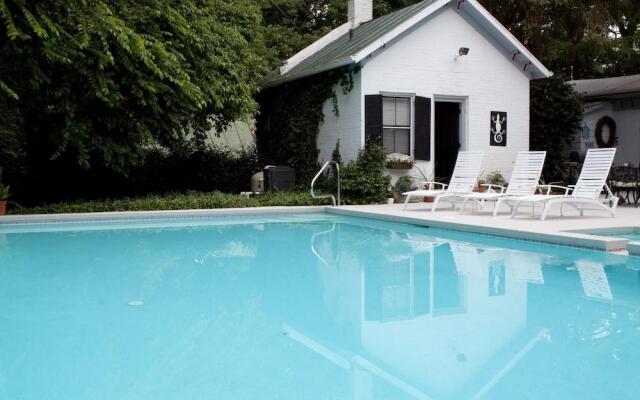 1861 Inn Bed & Breakfast