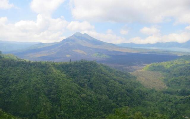 TEGAL SARI, Pemuteran- North Bali