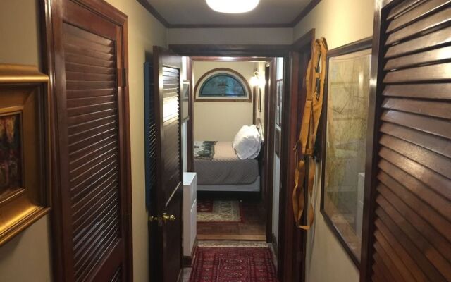 Miles River Guest House