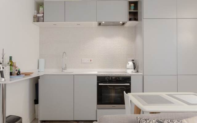 Modern 1 Bedroom Apartment in Notting Hill