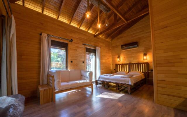 Zumrut Cirali Butik Otel