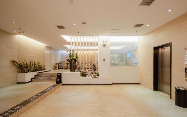 All season Kunming zhengyifang Pedestrian Street Hotel