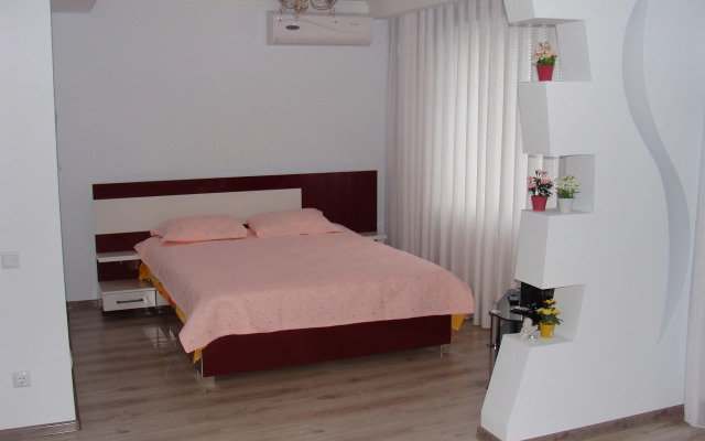 Отель «Лидия»