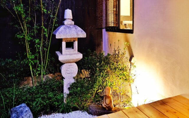 Kouhaku Kyomachiya Tanbaguchi