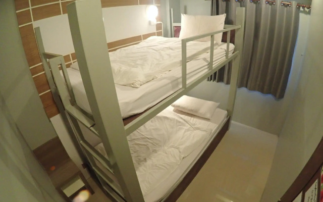 Pop-In Hostel Aonang