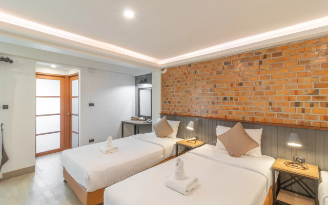 The Old City Wall Inn