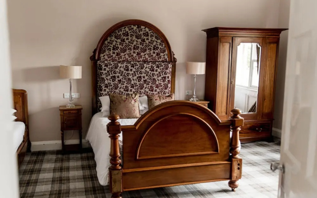 Sweeney Hall Hotel