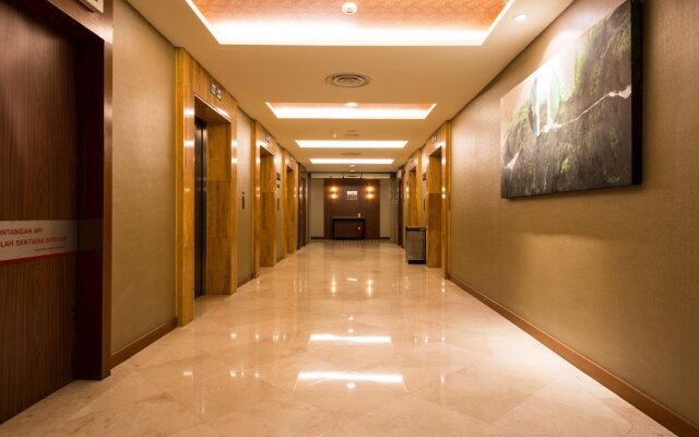 St. Giles Boulevard Hotel