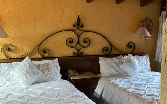 Villa San Jose Hotel and Suites