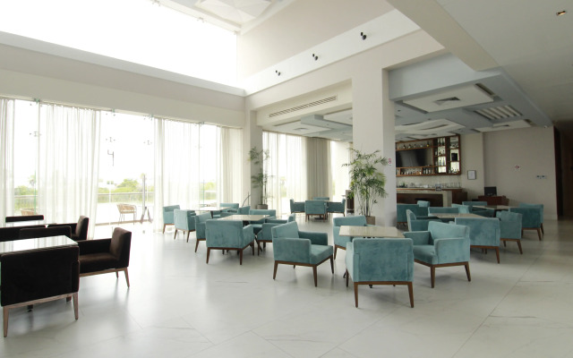 Varali Grand Hotel