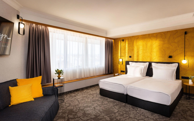 Rosslyn Thracia Hotel - Image 6