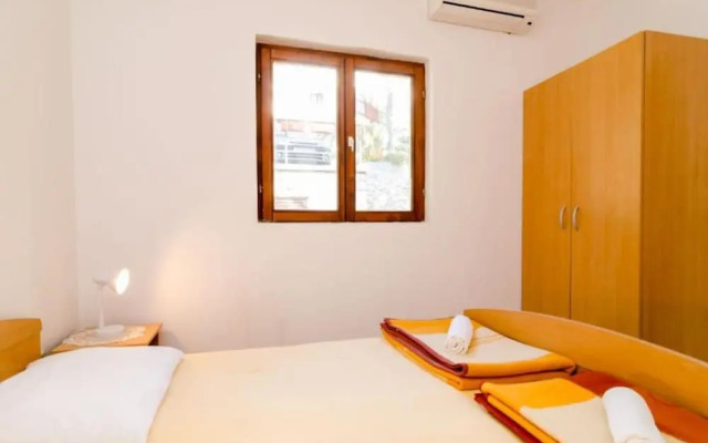 Guest House Sobra 38