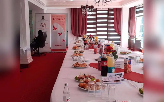 Hotel Theranda