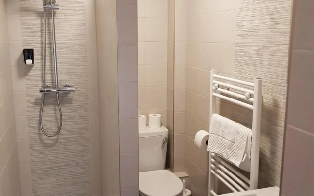 Newark Hotel