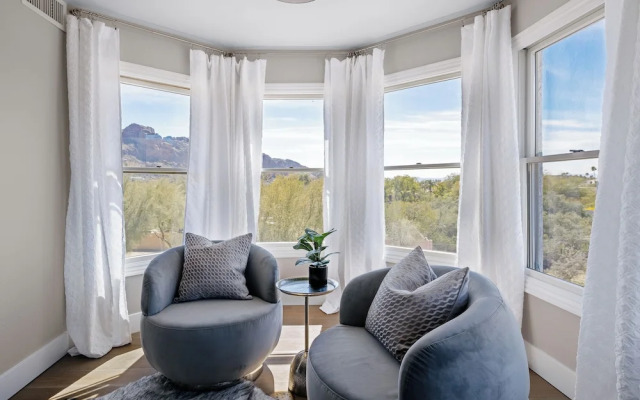 Majestic Mountain Mansion-pool -spa & Guest House