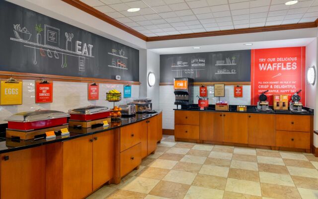 Hampton Inn Springfield South Enfield