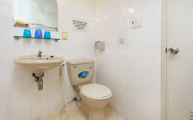 Minh Phuong-Hostel by OYO Rooms