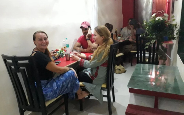 QubeStay TownHostel