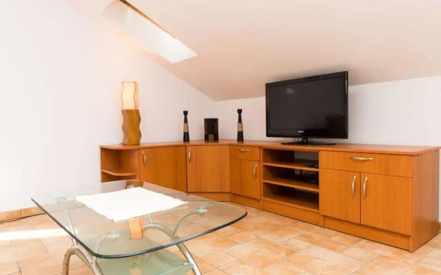 Apartments Mondo