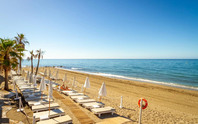 Iris Tropical Garden Banús Suite Apartment