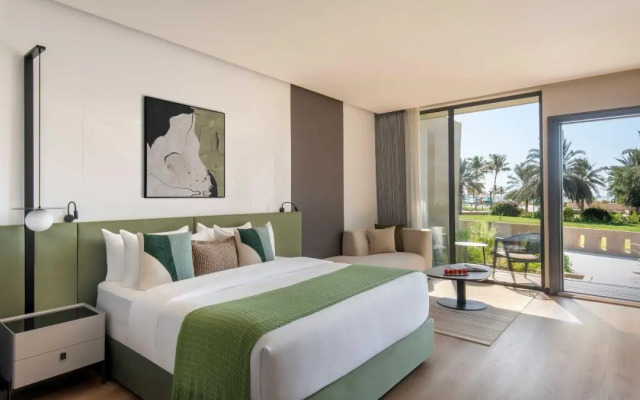 Golden Tulip Sharma Resort