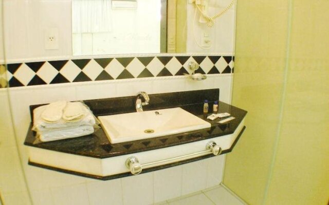 Motel Le Monde