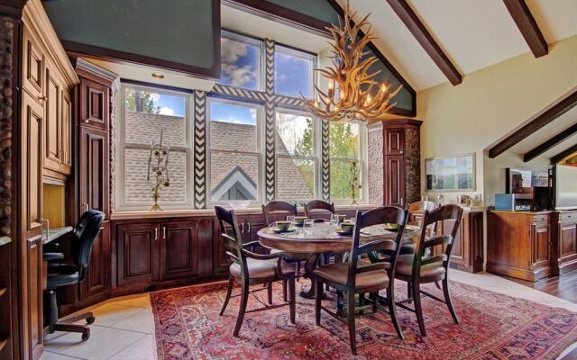 Porcupine Peak Condo