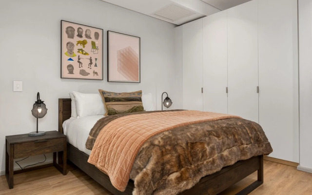 117 on Strand 1402, Cape Town