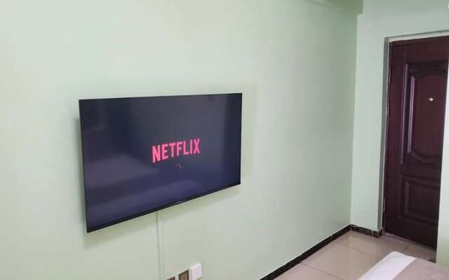 Lulu Homes at For Homes Court