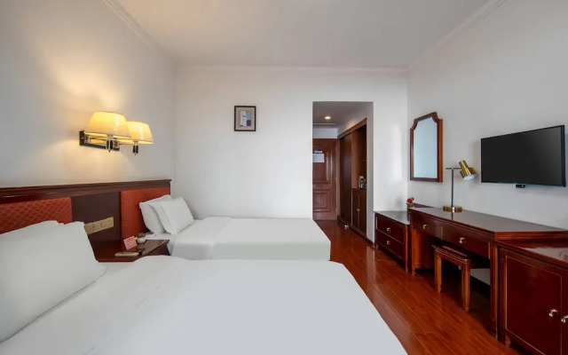 Pipaxi Hotel