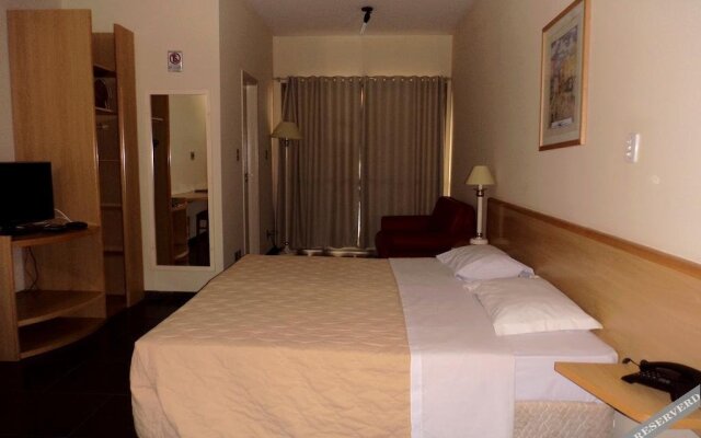 The Hill Hoteis Apart Suite