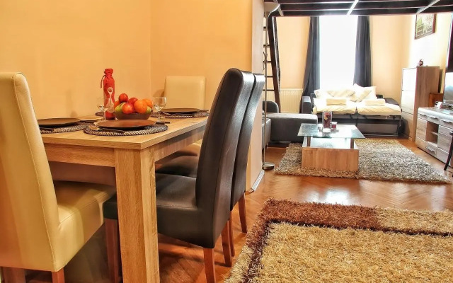 Vaci Deluxe Apartment
