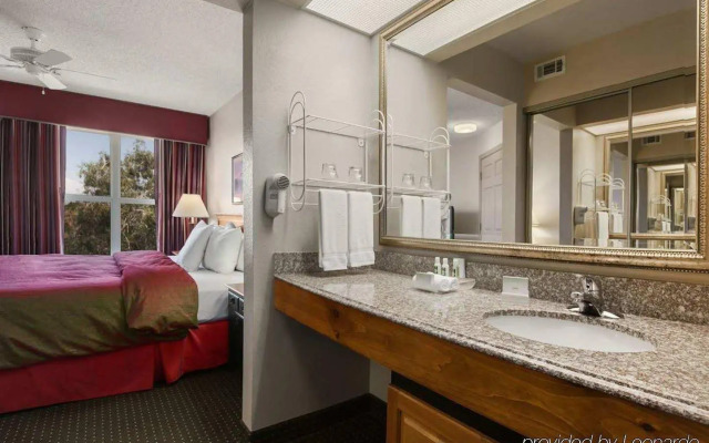 Metro Scottsdale Apartments