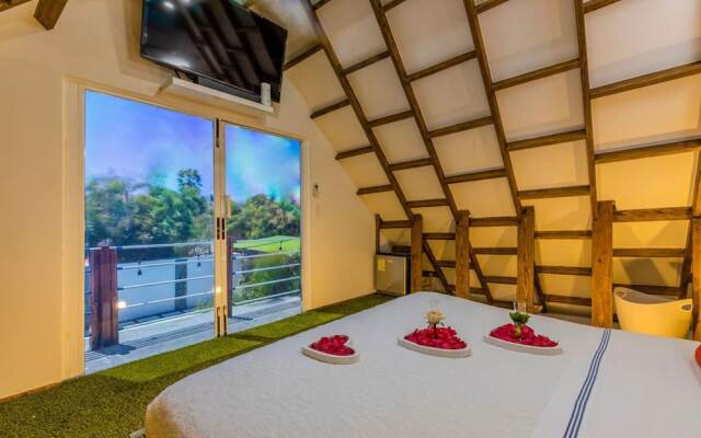 Private Retreat w 5 BR Spa Pool Jacuzzi