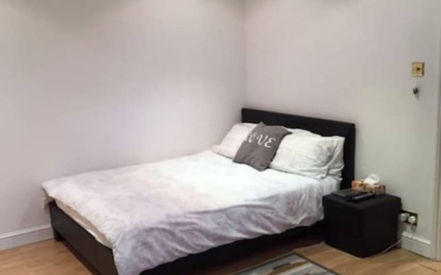 Forest Hill 1 Bedroom Flat