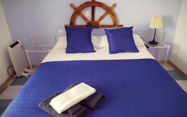 Spanish Galleon Lodge